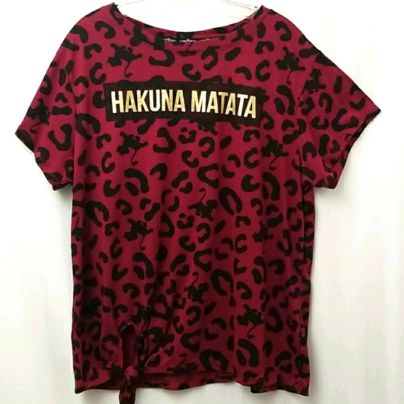 Disney Tops - Disney Lion King Hakuna Matata Women's Top Sz 1x